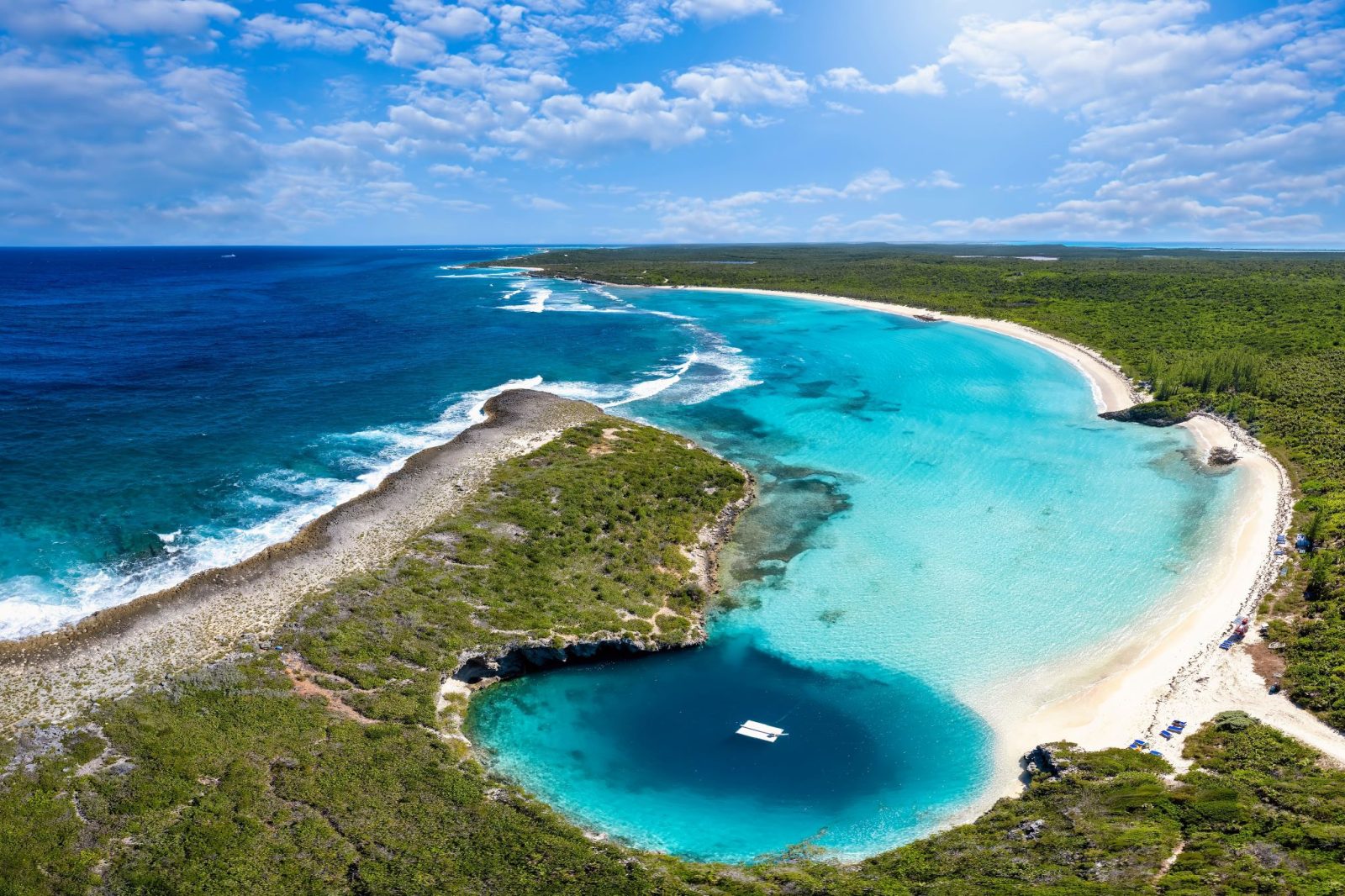 Bahamas Calling – 14-Day Sailing Adventure in the Caribbean Aquarium